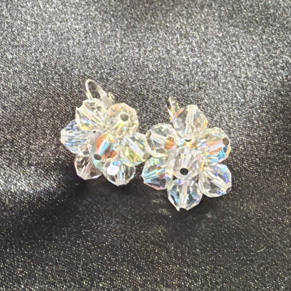 Vintage 60s Crystal Cluster Aurora Borealis Faceted Flower Clip On Earrings